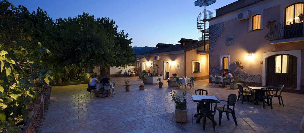 Agriturismo Terrenia Villa Trappitello Exterior photo