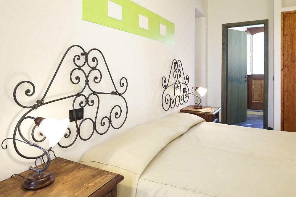 Agriturismo Terrenia Villa Trappitello Exterior photo